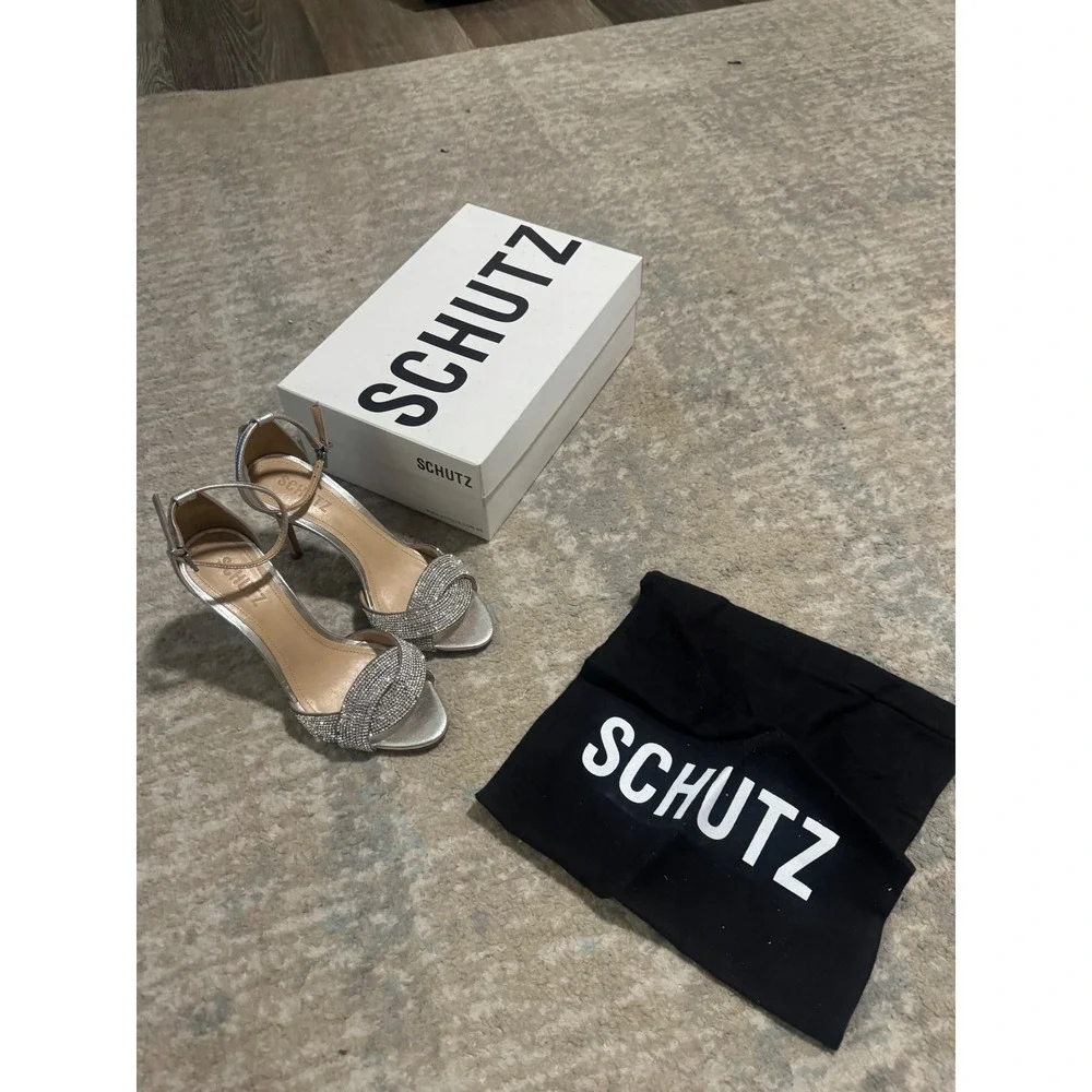 Schutz Jolita Silver Metallic Rhinestone Sz6.5 Knot Ankle Strap Stiletto Sandals